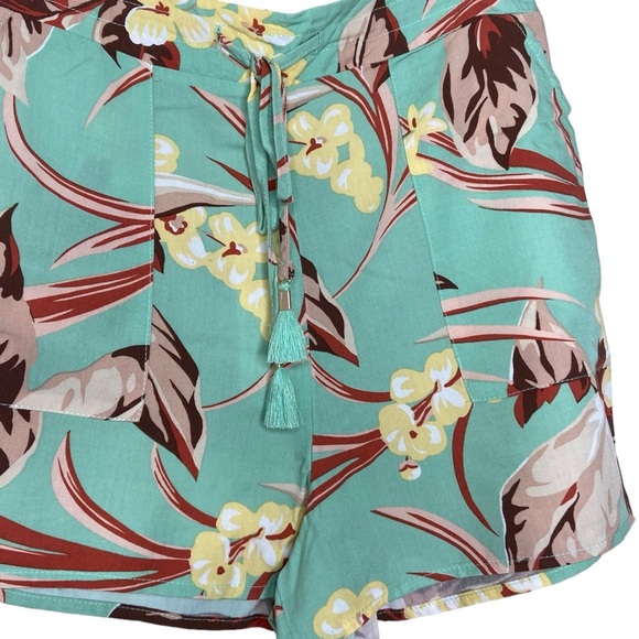 🎉Host Pick🎉L*Space Tropical Floral High Waist Westside Shorts Tassel NWT Sz S - Picture 3 of 16